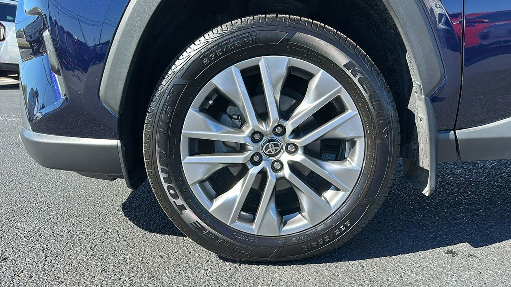 Used 2022 Toyota RAV4 Limited w/ Limited Grade Weather Package image 14