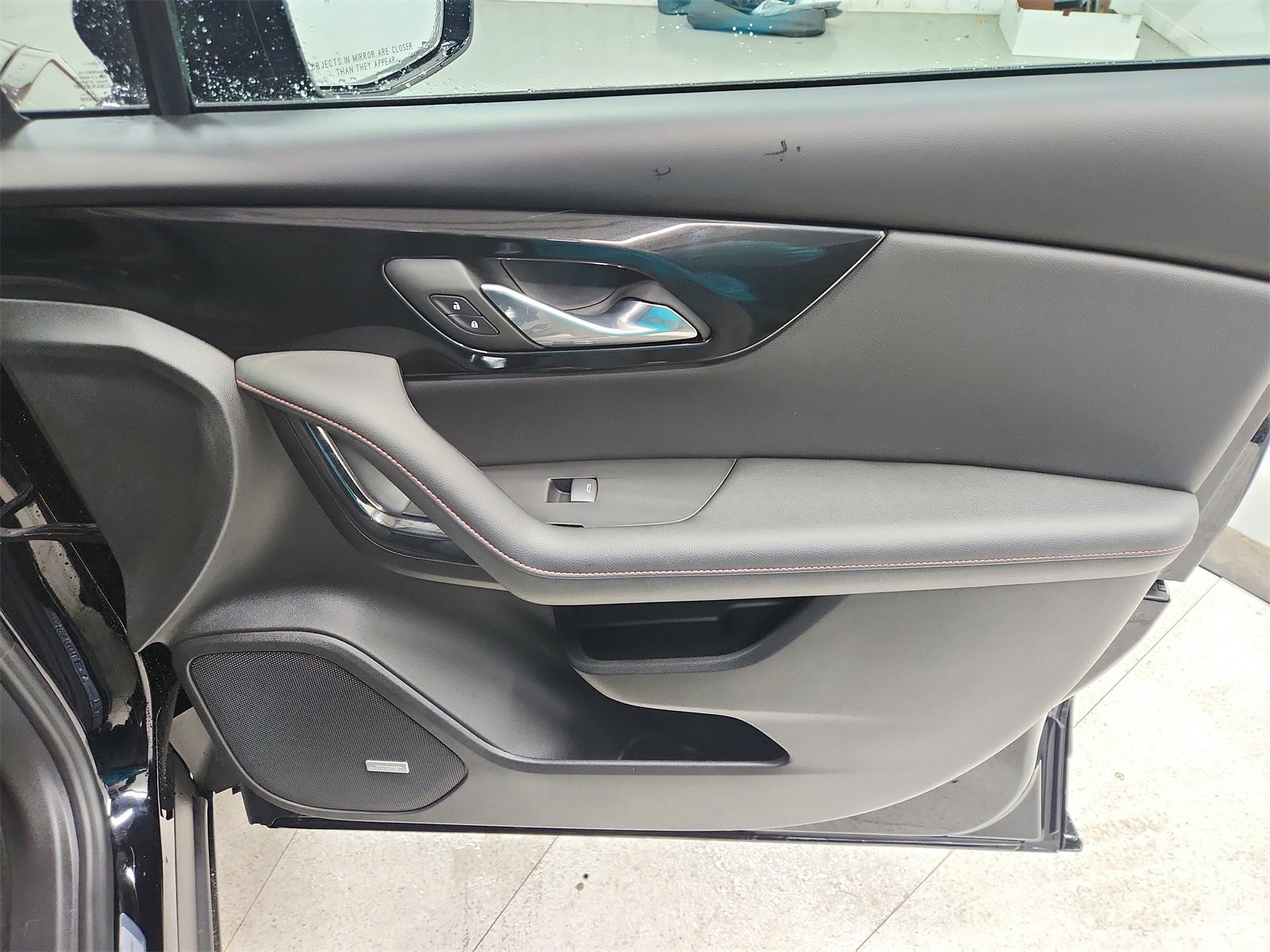 Used 2025 Chevrolet Blazer RS image 38