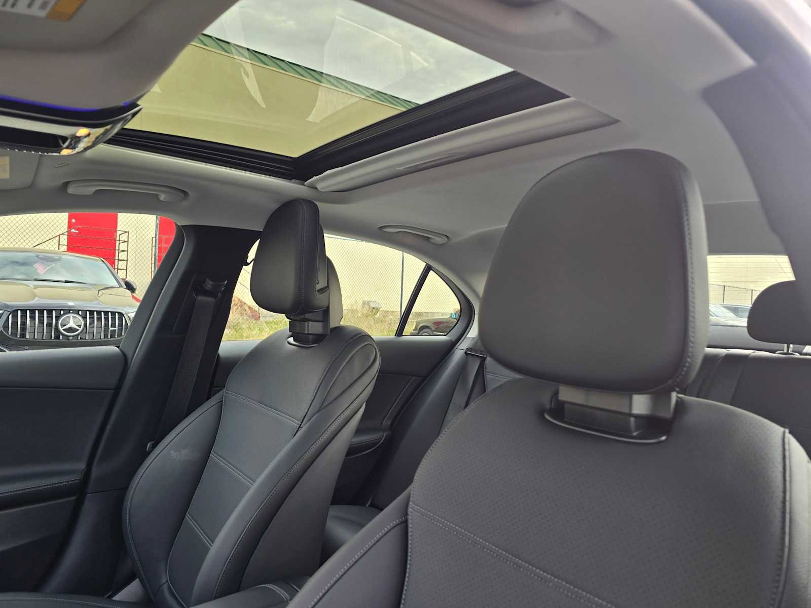 Used 2025 Mercedes-Benz C 300 C 300 image 23