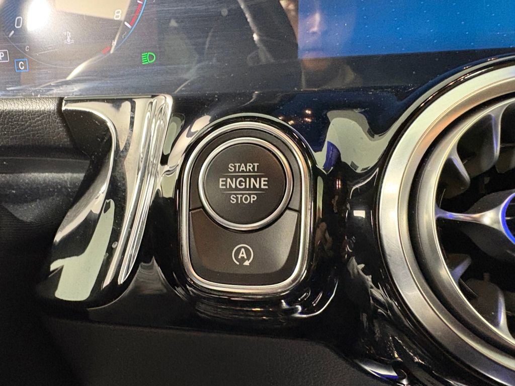 Used 2023 Mercedes-Benz GLA 250 4MATIC image 22