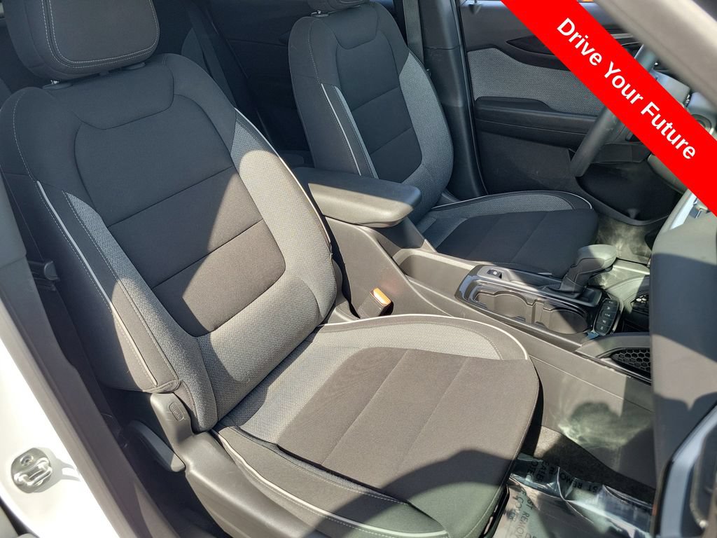 Used 2025 Chevrolet TrailBlazer LT AWD/4WD image 21