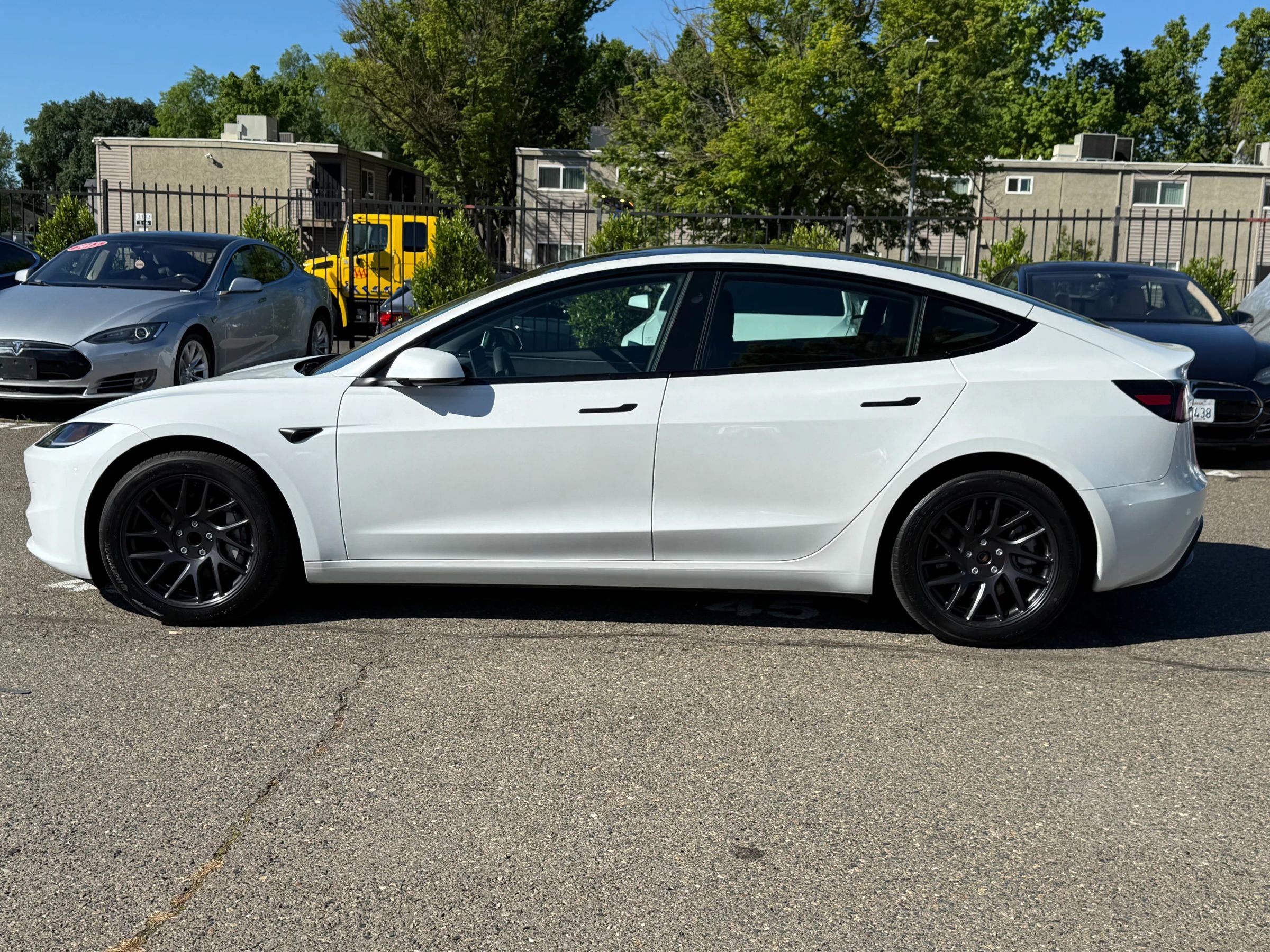 Used 2024 Tesla Model 3 Standard Range image 8