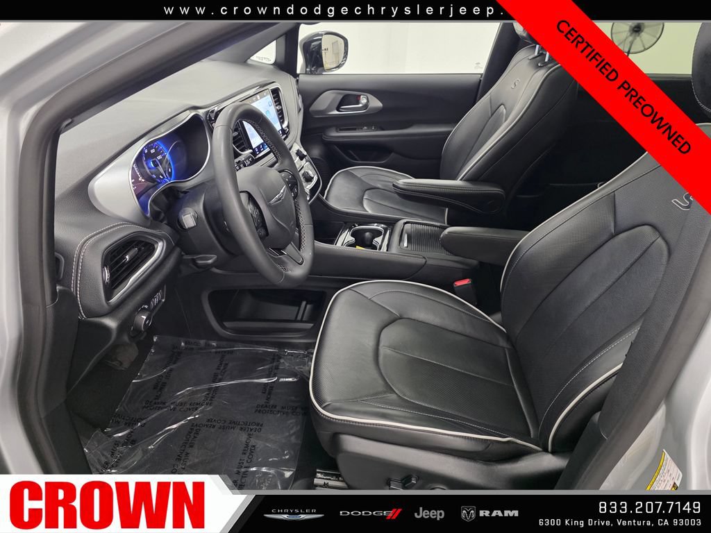 Used 2026 Chrysler Pacifica Limited w/ S Appearance Package FWD image 23