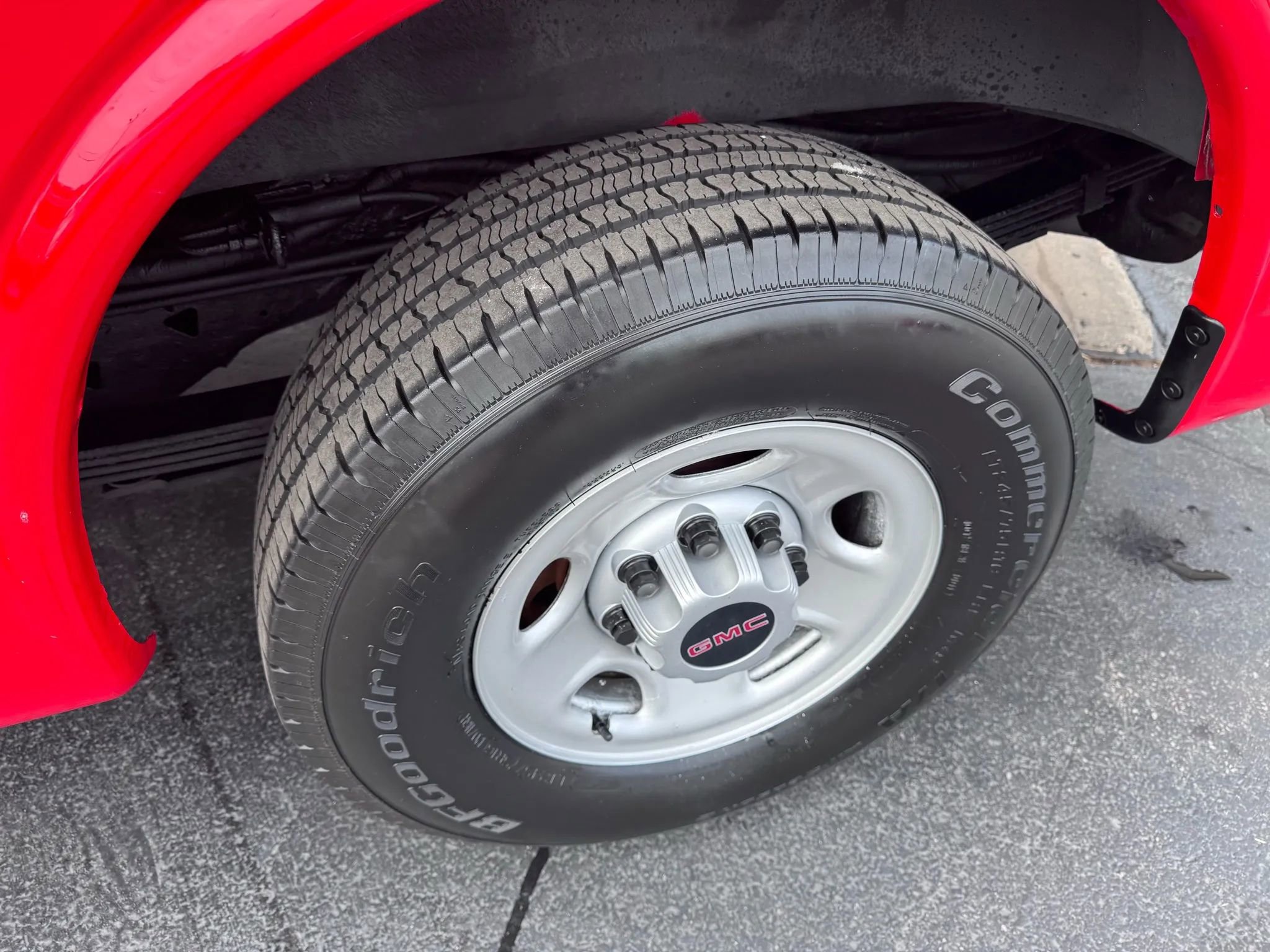 Used 2017 GMC Savana 3500 Regular Van 3D image 29