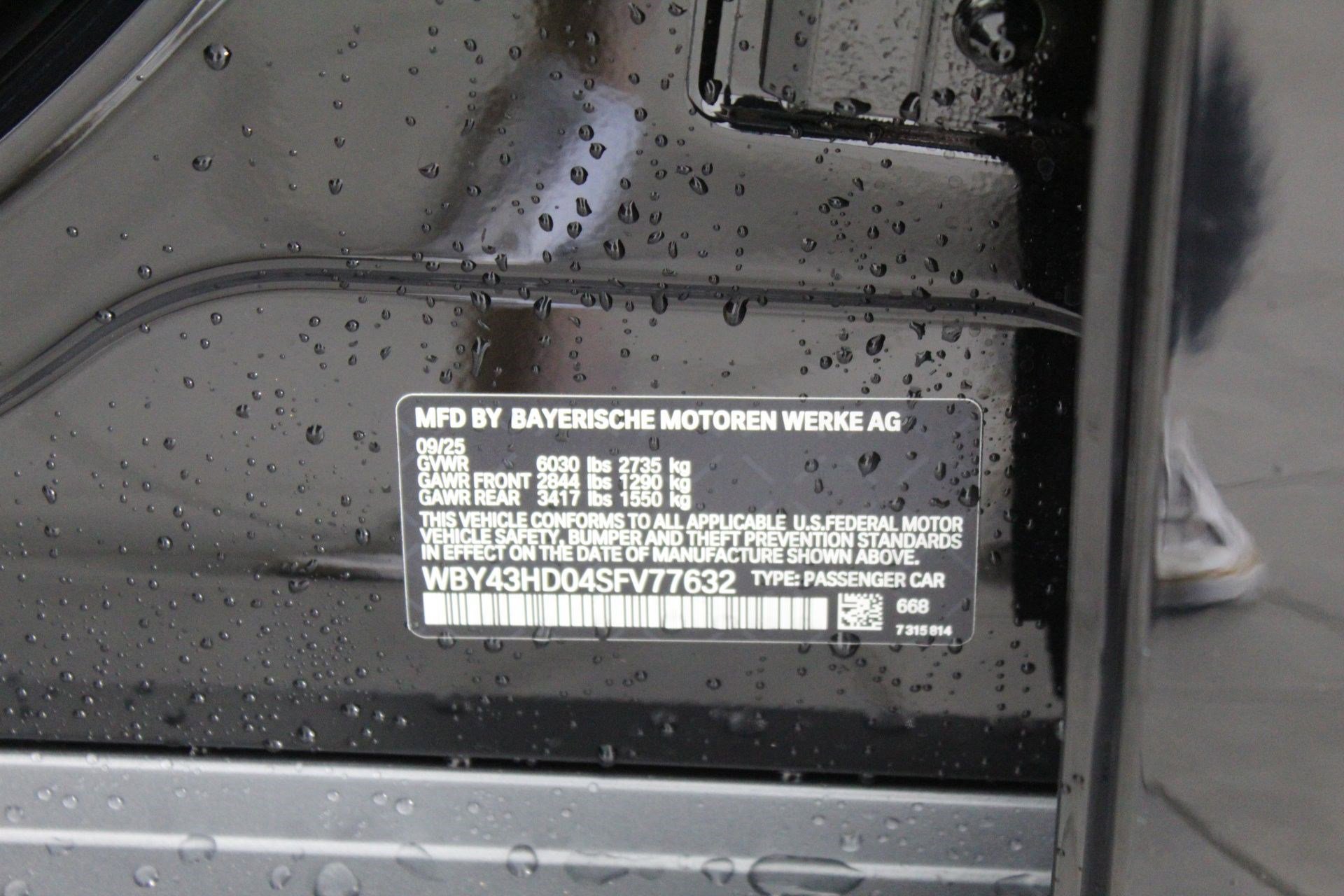 Used 2025 BMW i4 xDrive40i AWD/4WD image 18