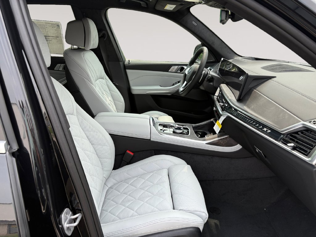 New 2027 BMW X7 xDrive40i w/ Premium Package AWD/4WD image 15