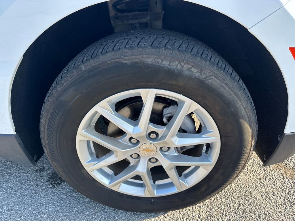 Used 2024 Chevrolet Equinox LT AWD/4WD image 13