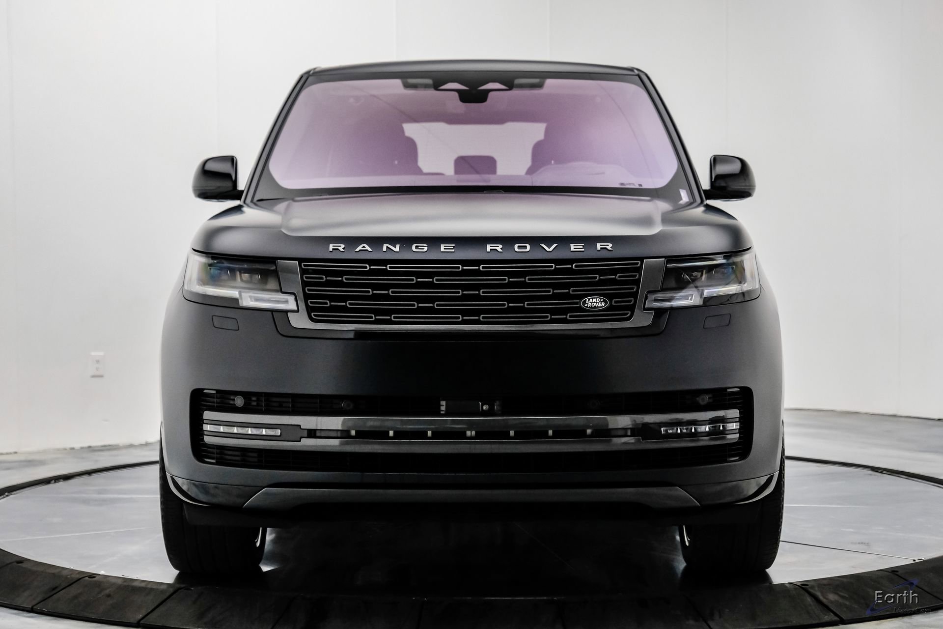 Used 2023 Land Rover Range Rover SE image 28