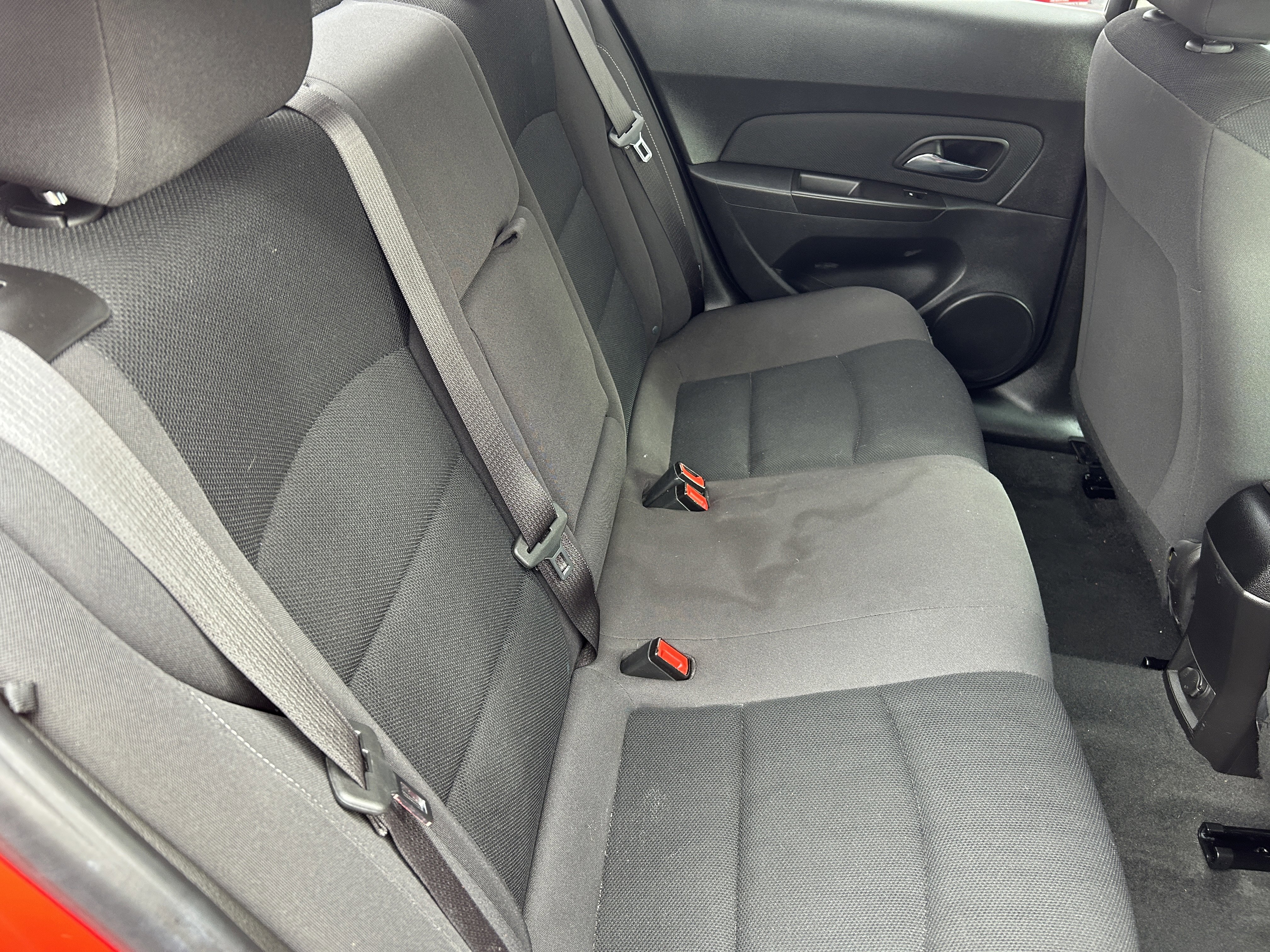 Used 2016 Chevrolet Cruze LT image 6