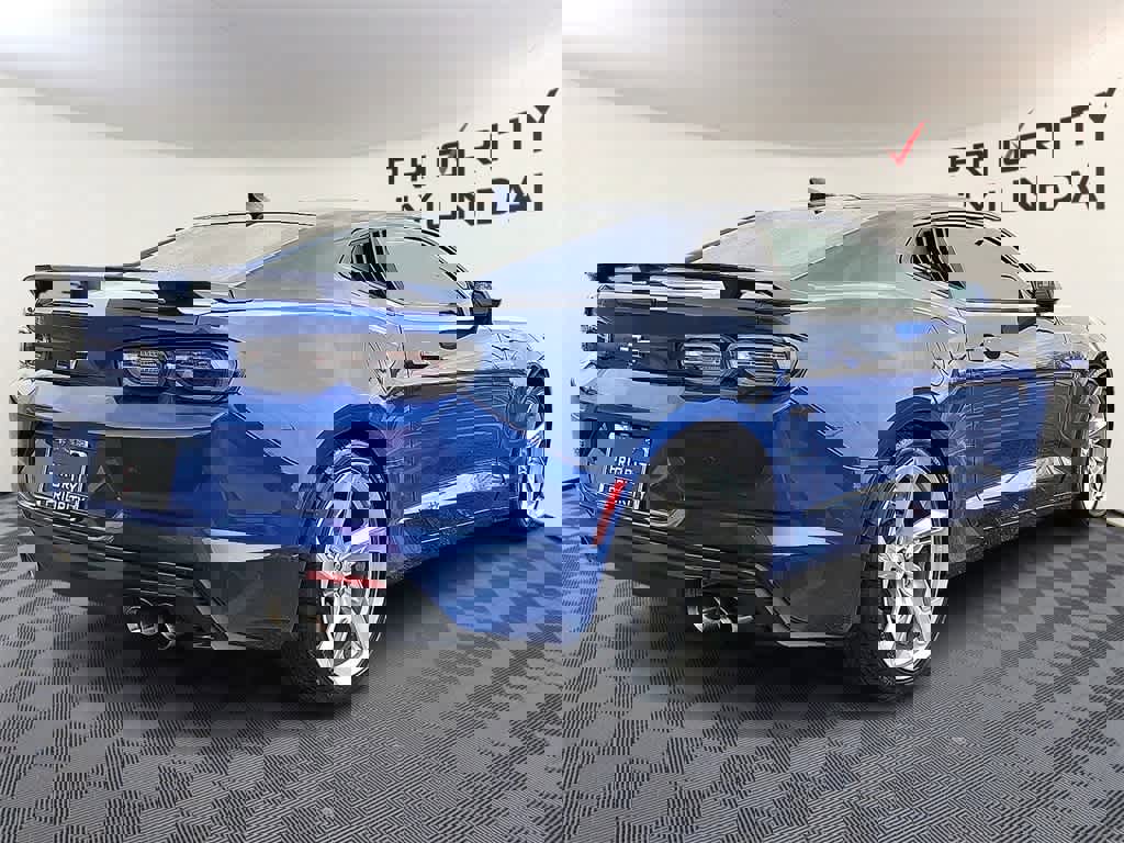 Used 2019 Chevrolet Camaro SS image 4