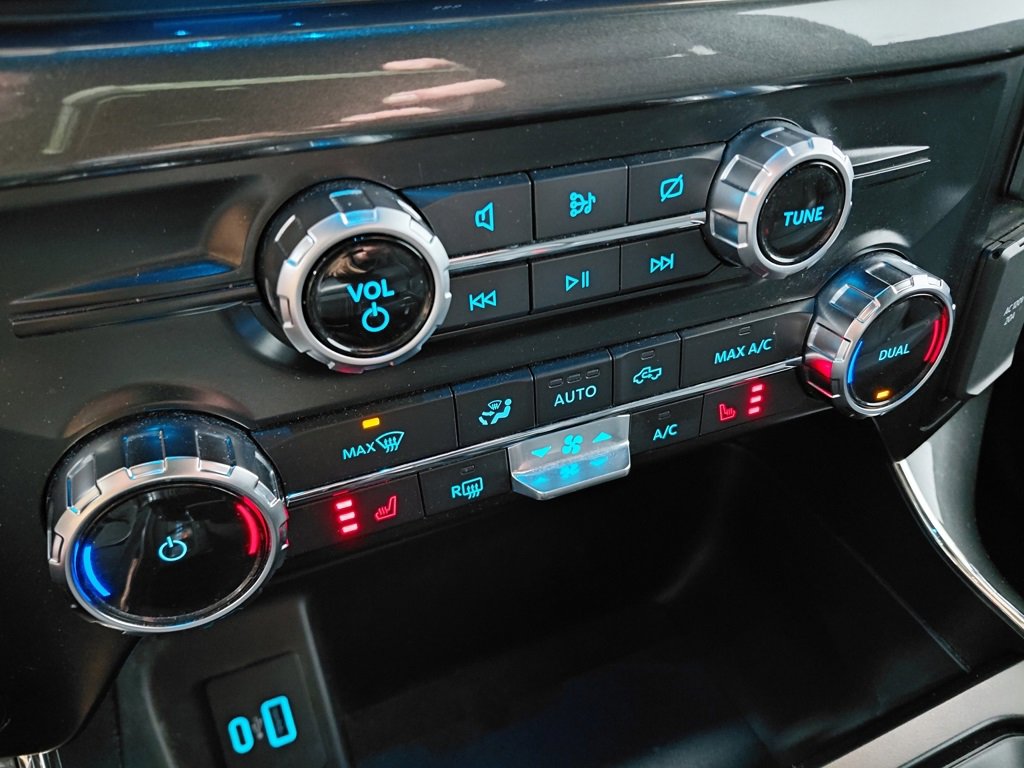 Used 2023 Ford F150 XLT w/ Equipment Group 302A High image 5