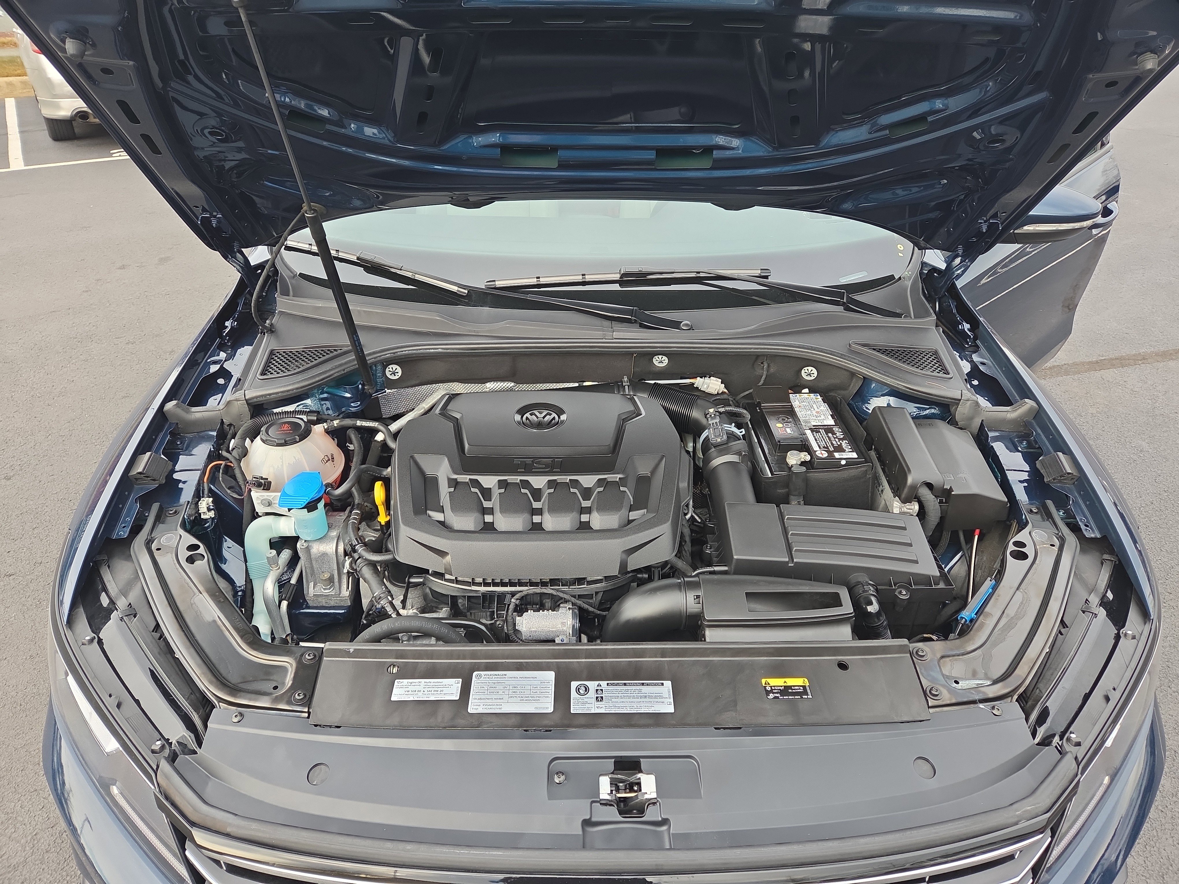 Used 2019 Volkswagen Passat 2.0T Wolfsburg image 10