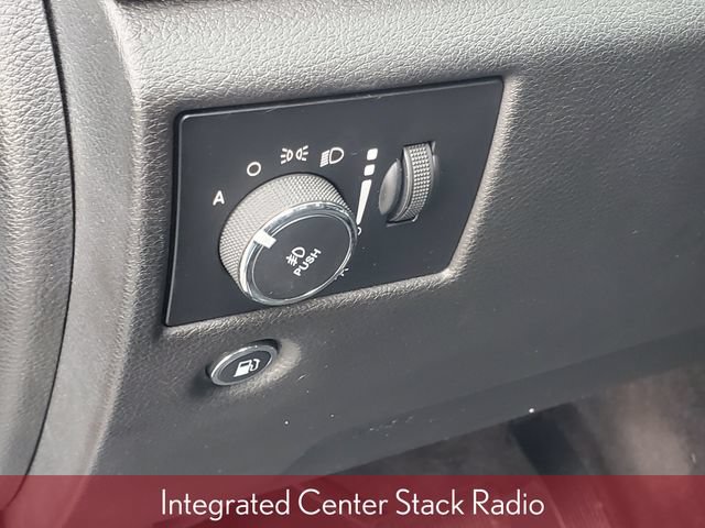 Used 2019 Jeep Grand Cherokee Altitude AWD/4WD image 14
