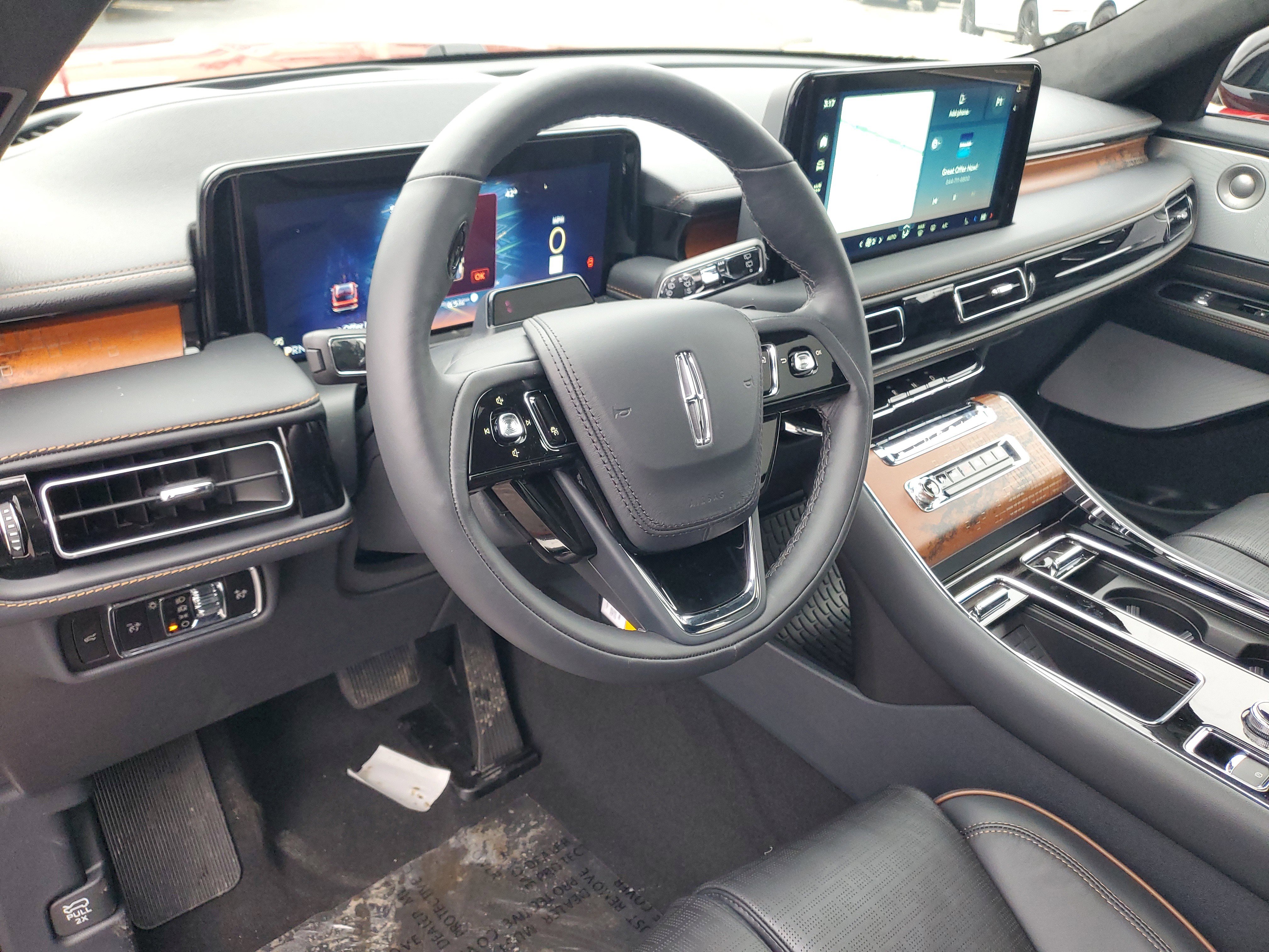 New 2026 Lincoln Aviator Black Label w/ Dynamic Handling Package image 13