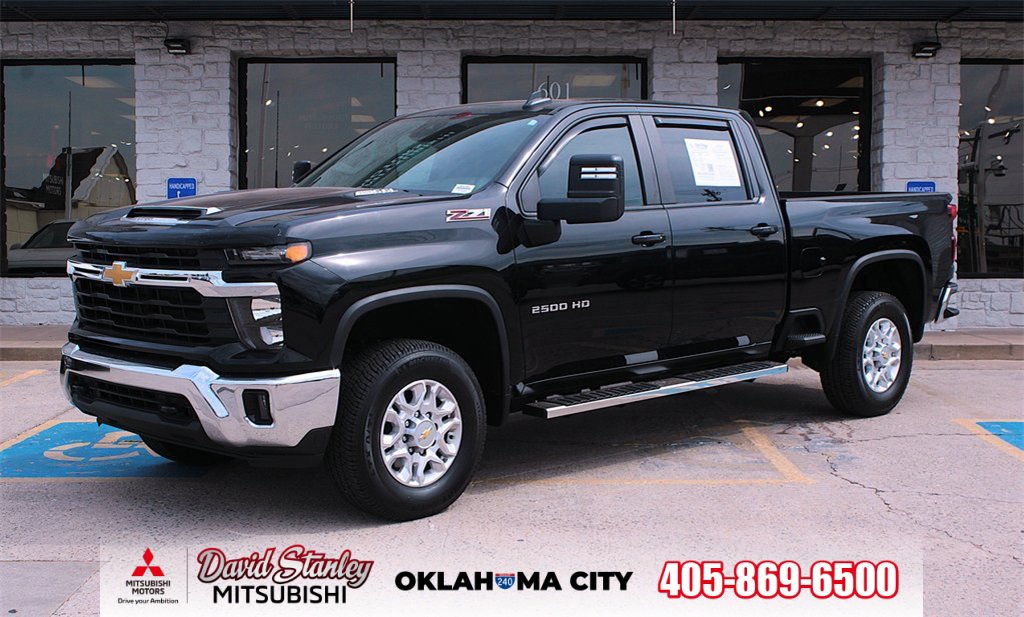 Used 2024 Chevrolet Silverado 2500 LT w/ Convenience Package