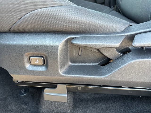 Used 2025 Toyota Tacoma SR RWD image 18
