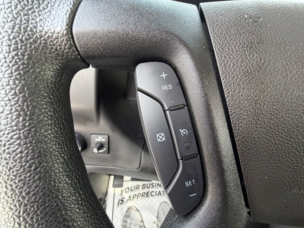 Used 2025 Chevrolet Express 3500 LT w/ LT Preferred Equipment Group image 20