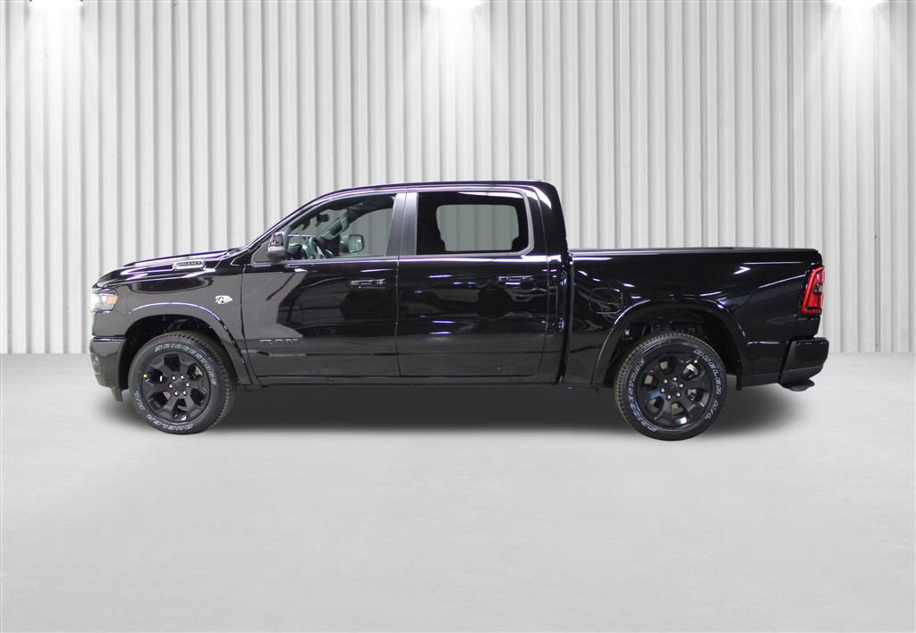 New 2026 RAM 1500 4x4 Crew Cab image 7