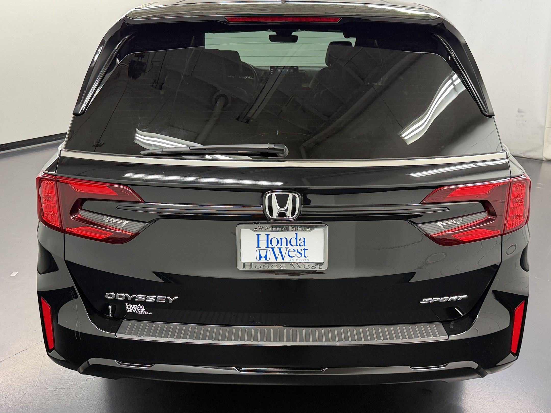 Certified 2025 Honda Odyssey Sport-L image 10
