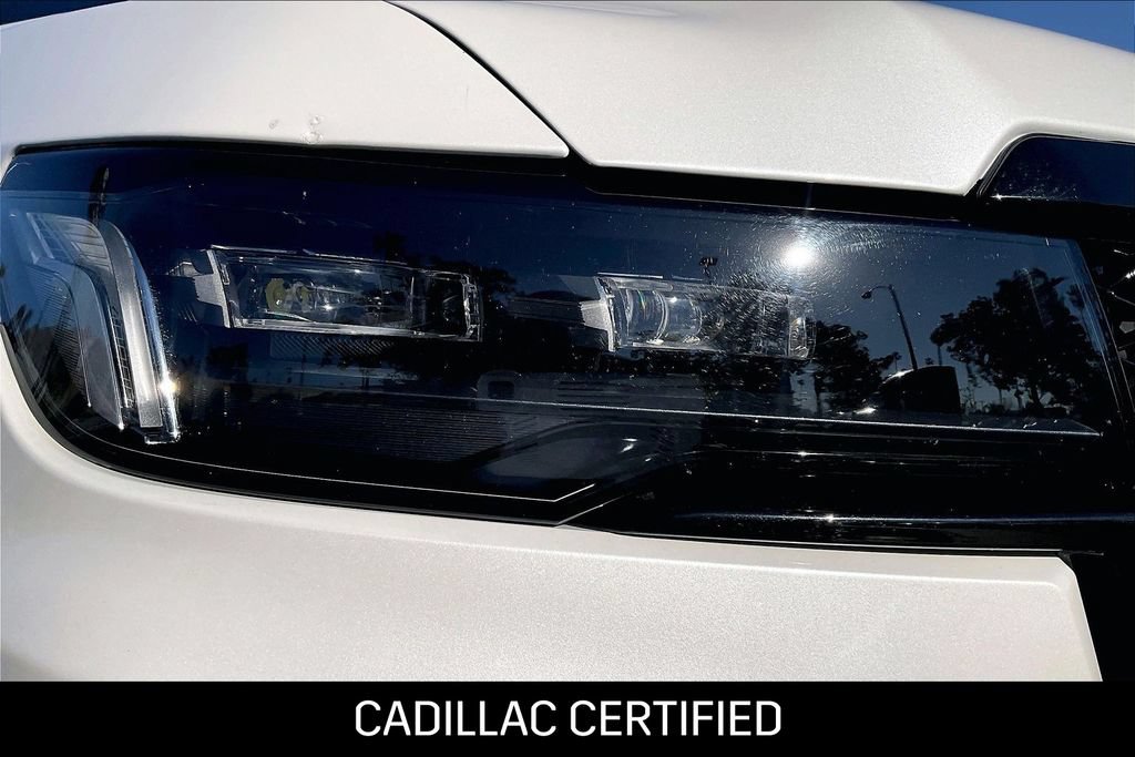 Certified 2024 Cadillac Escalade ESV V w/ Heavy-Duty Trailer Package AWD/4WD image 25