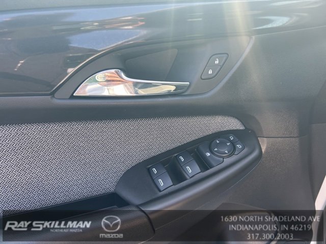 Used 2025 Chevrolet TrailBlazer LT image 28