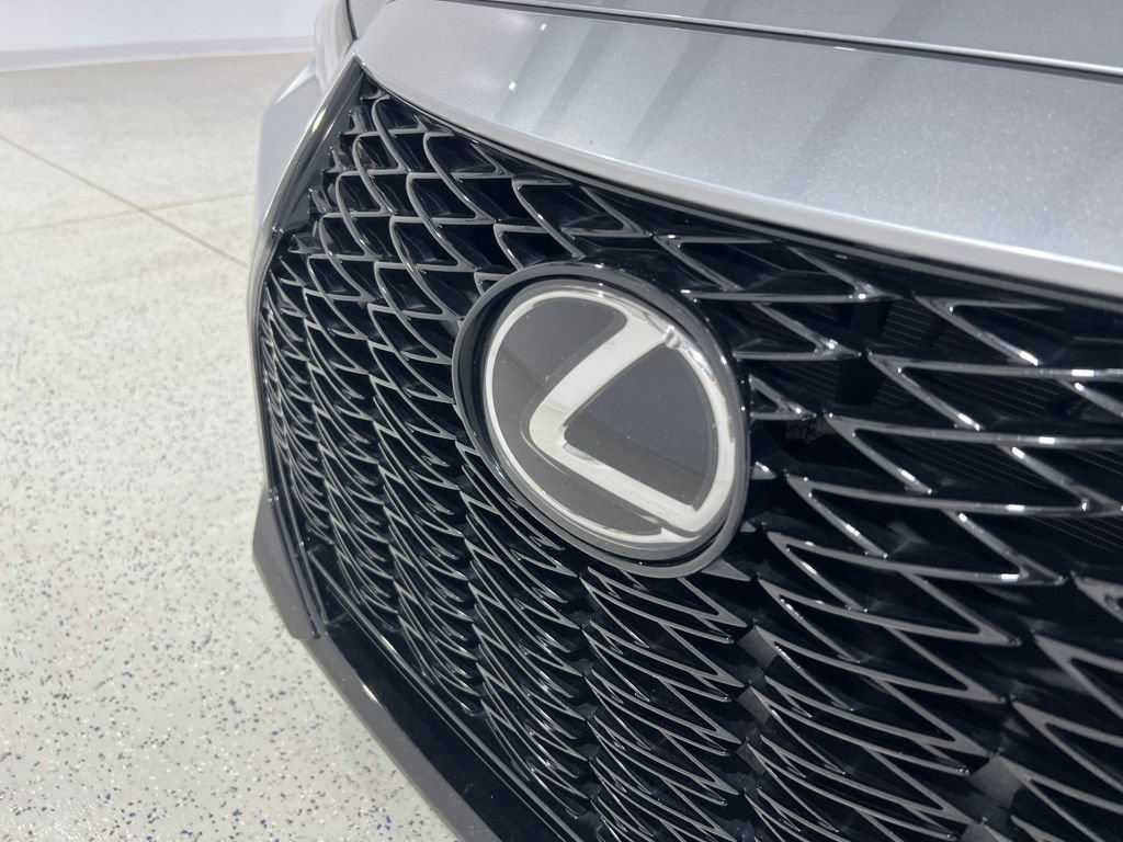 Used 2024 Lexus IS 350 F Sport RWD image 27
