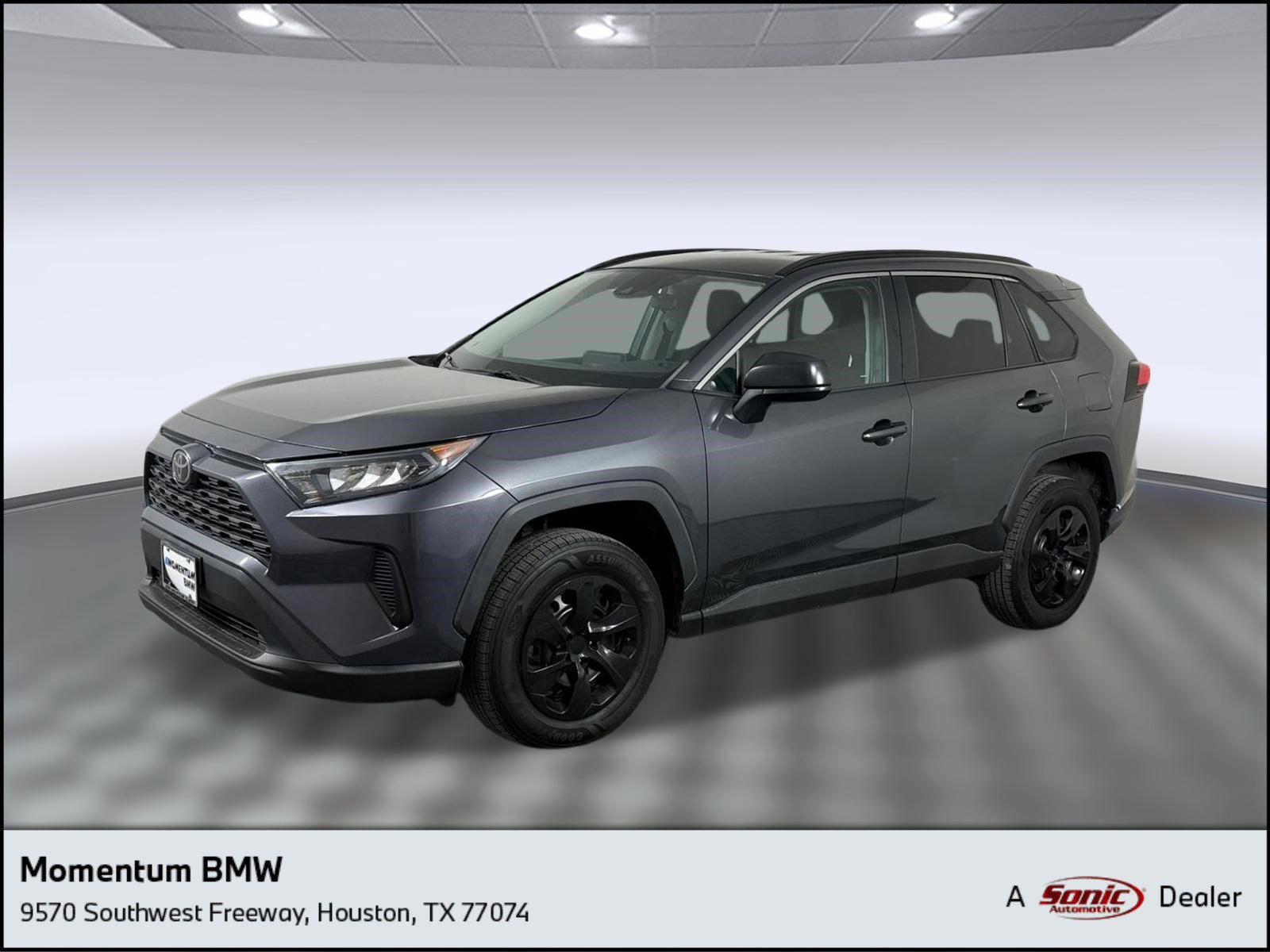 Used 2021 Toyota RAV4 LE FWD image 1