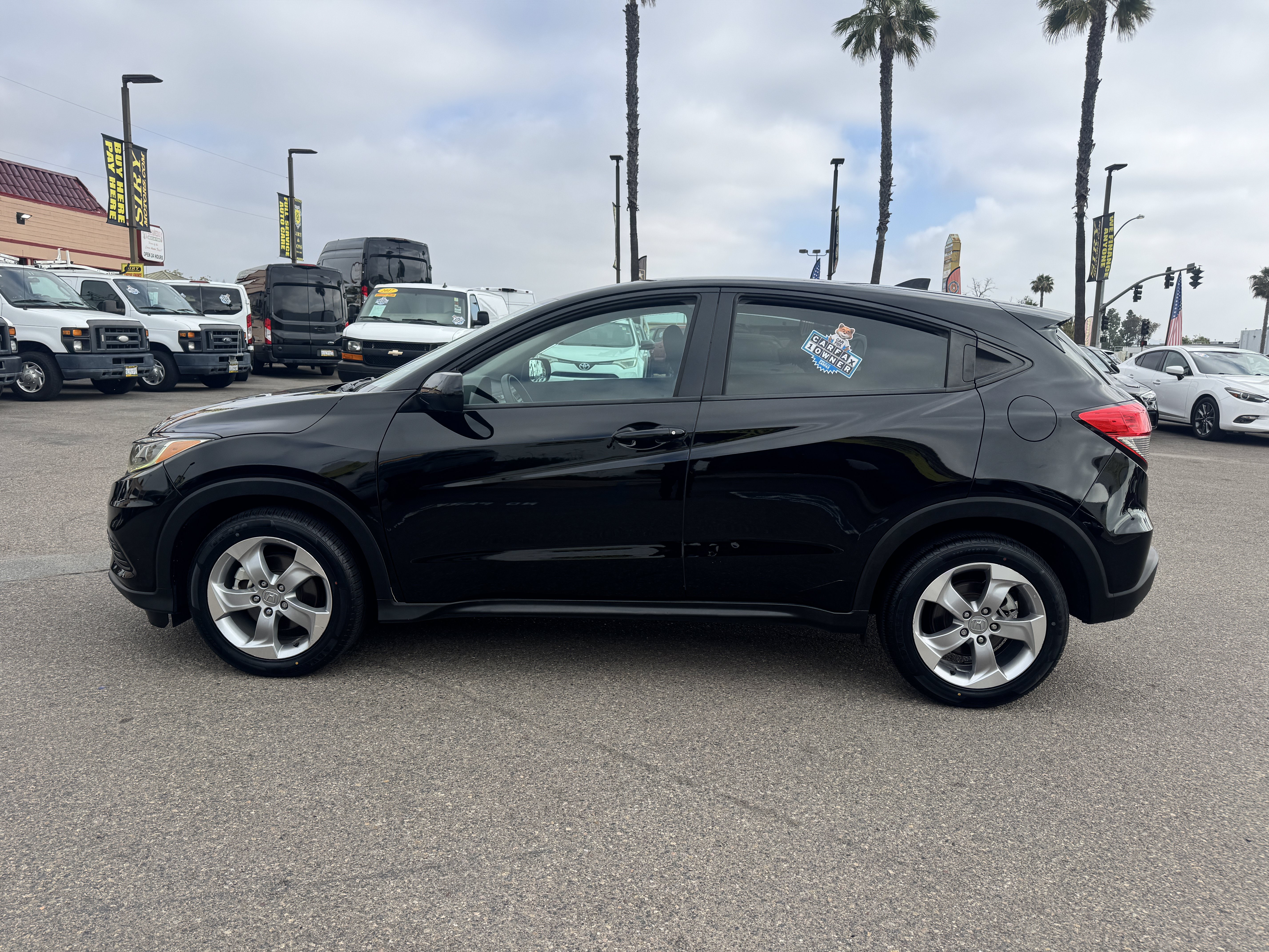 Used 2022 Honda HR-V LX image 4