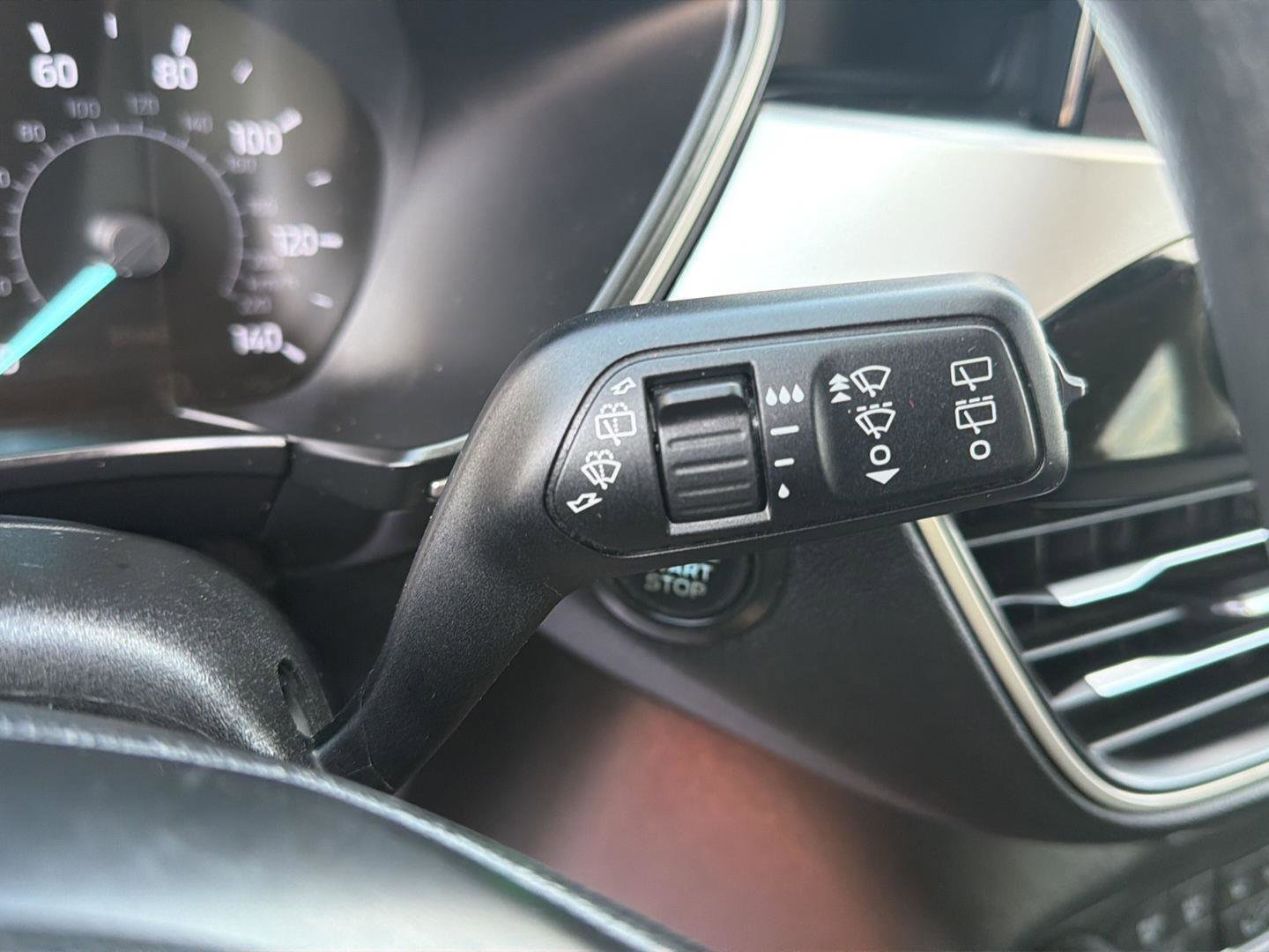 Used 2020 Ford Escape SE AWD/4WD image 21