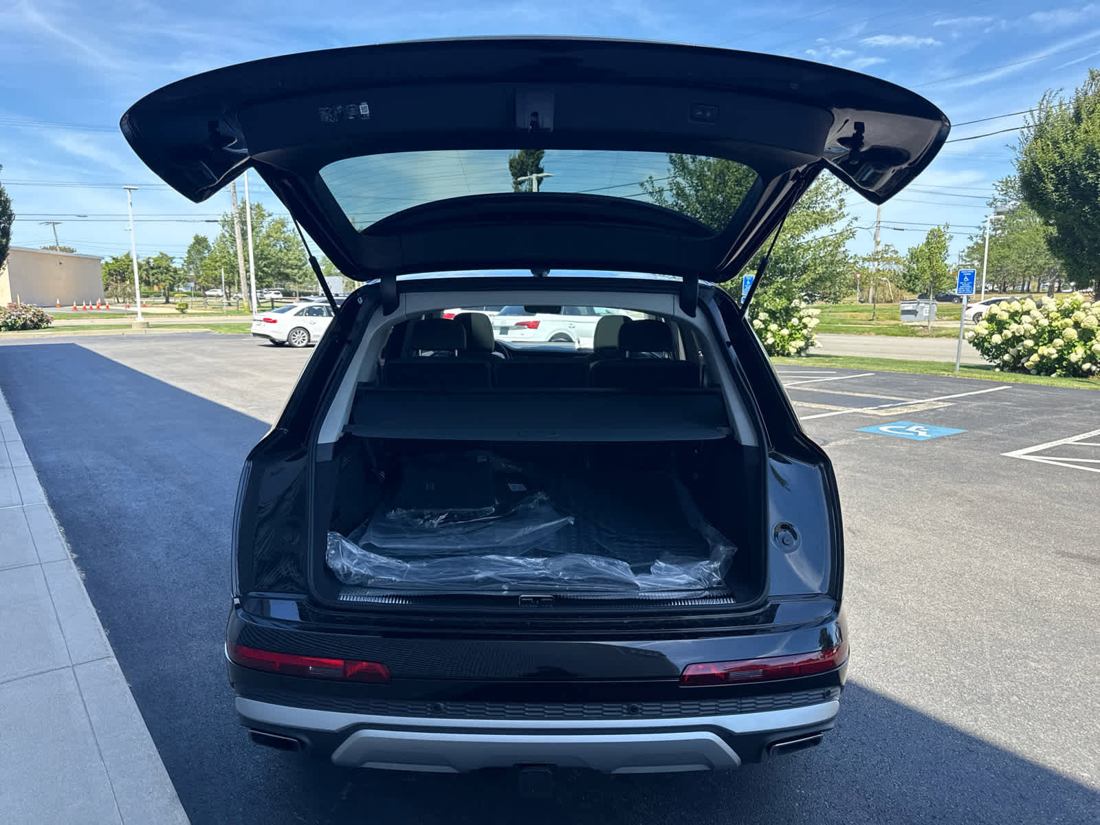 New 2025 Audi Q7 3.0T Premium Plus image 32
