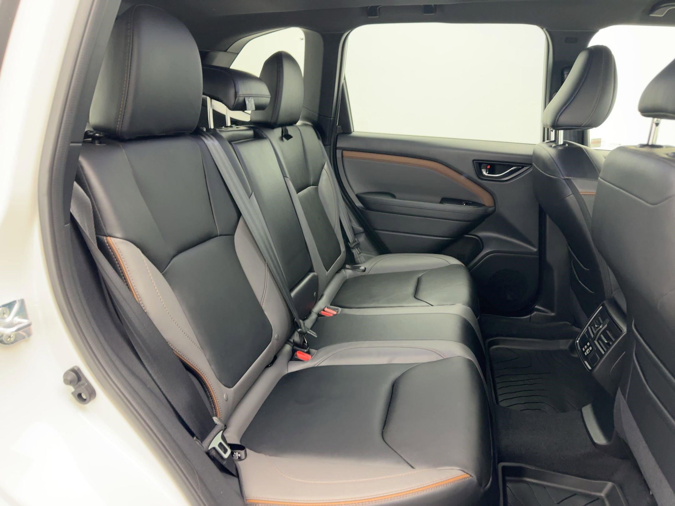 Used 2025 Subaru Forester Sport image 29