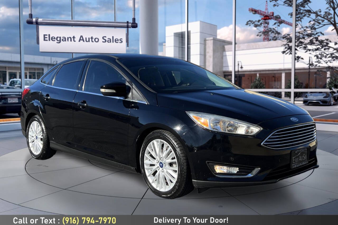 Used 2016 Ford Focus Titanium FWD image 3