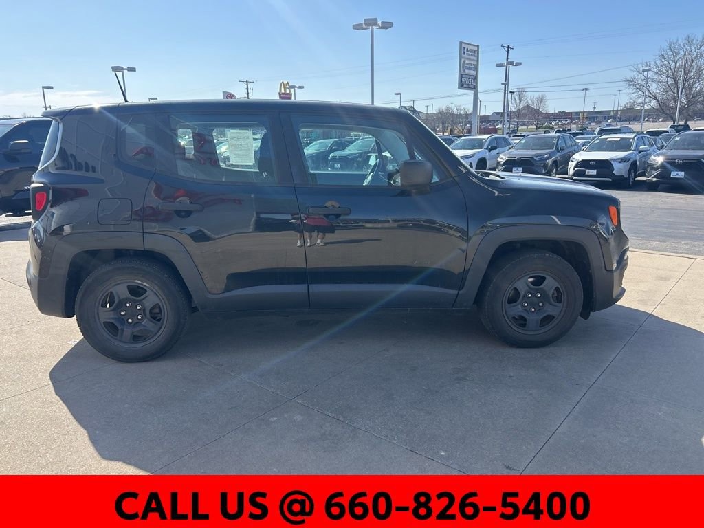Used 2017 Jeep Renegade Sport w/ Power & Air Group image 4