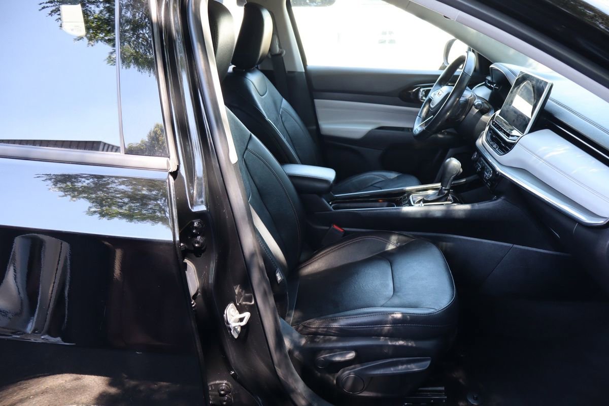 Used 2022 Jeep Compass Limited image 22