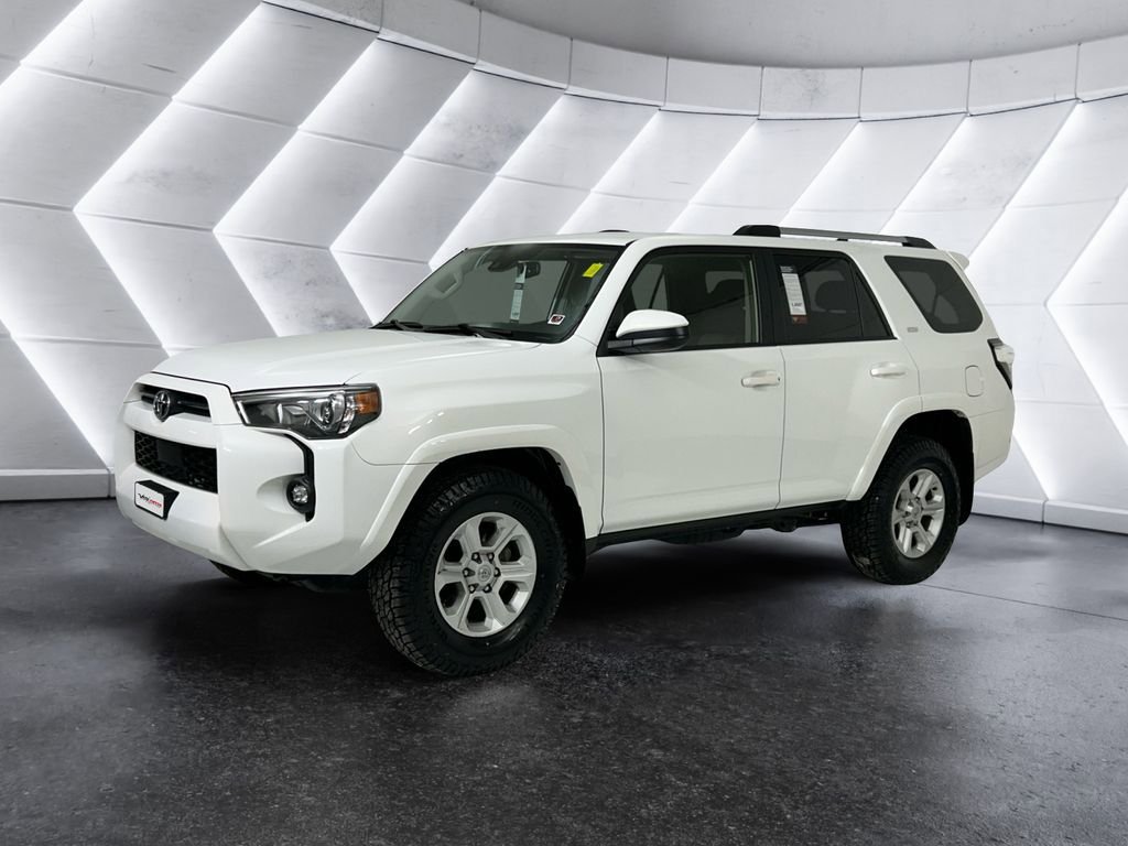 Used 2024 Toyota 4Runner SR5 RWD image 3