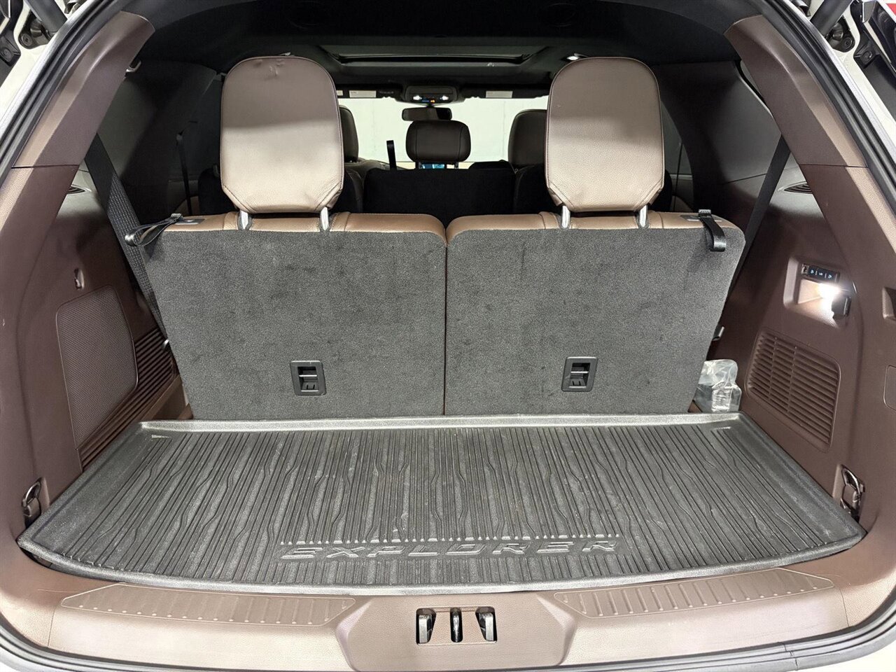 Used 2021 Ford Explorer King Ranch w/ Premium Technology Package AWD/4WD image 37