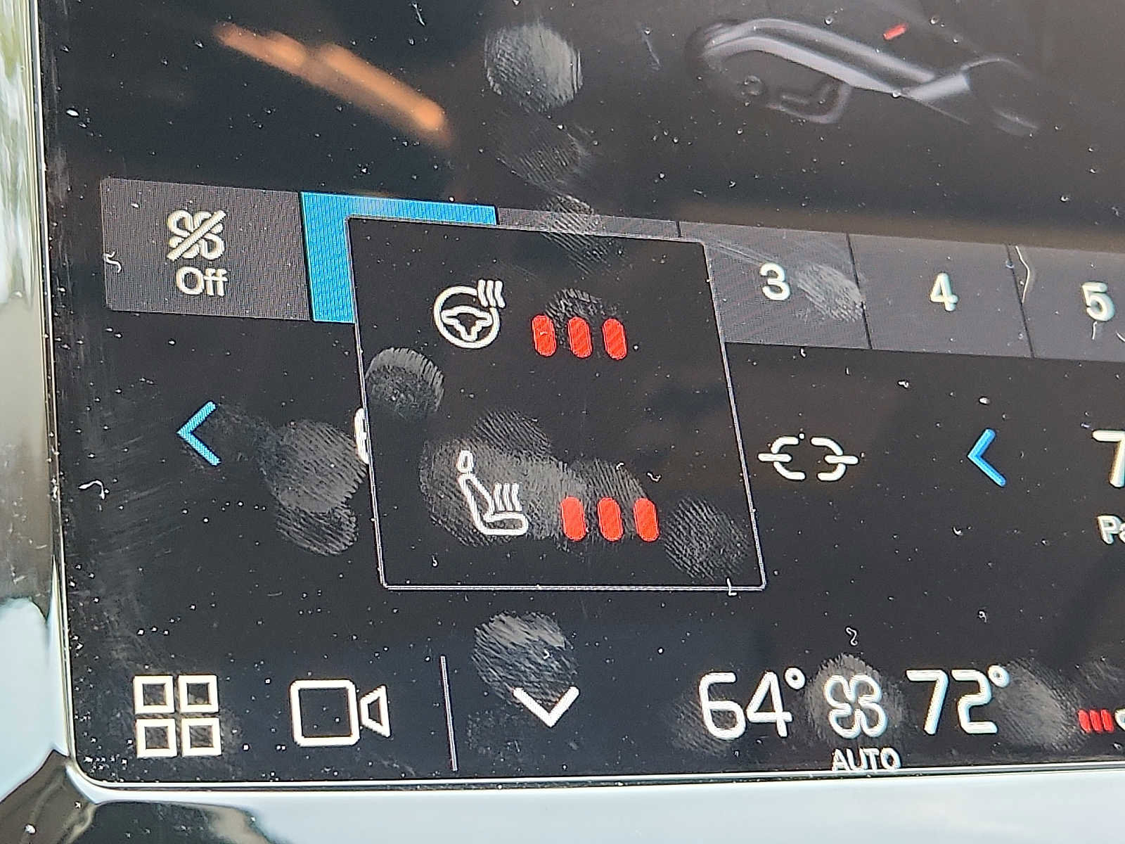 Certified 2024 Volvo XC90 B6 Plus w/ Protection Package Premier image 24