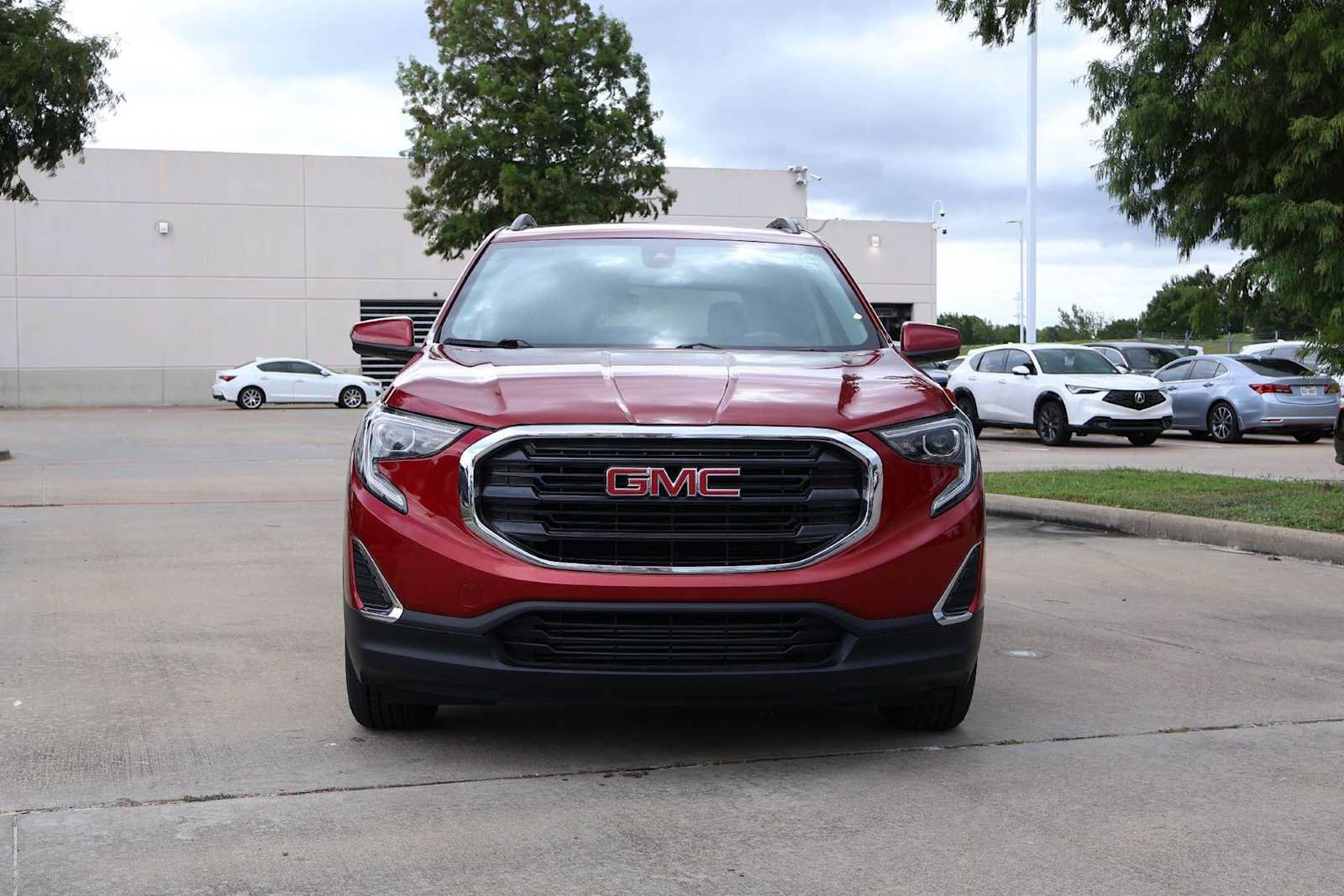 Used 2020 GMC Terrain SLE w/ Driver Convenience Package FWD image 6