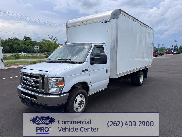 Certified 2024 Ford E-450 and Econoline 450 Super Duty w/ Power Windows & Locks Group image 2