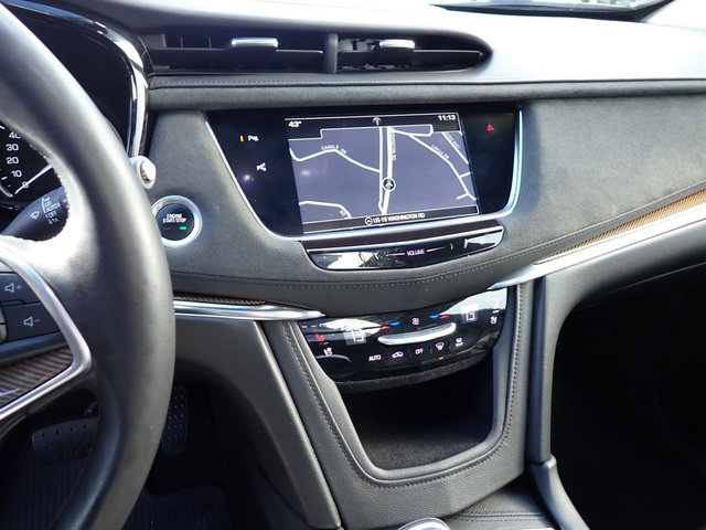 Used 2018 Cadillac XT5 Platinum w/ Driver Assist Package image 22