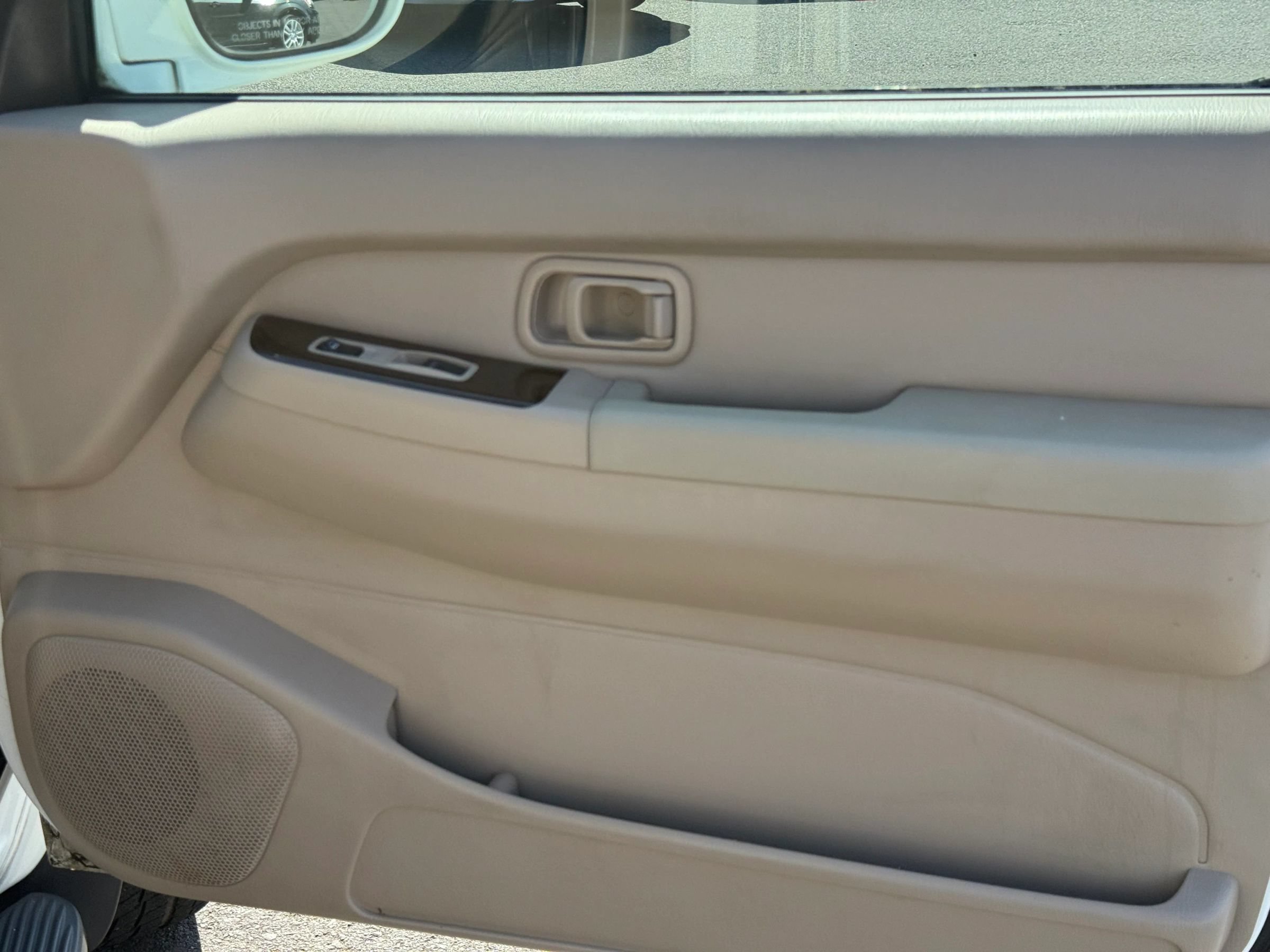 Used 2001 Nissan Pathfinder LE AWD/4WD image 19