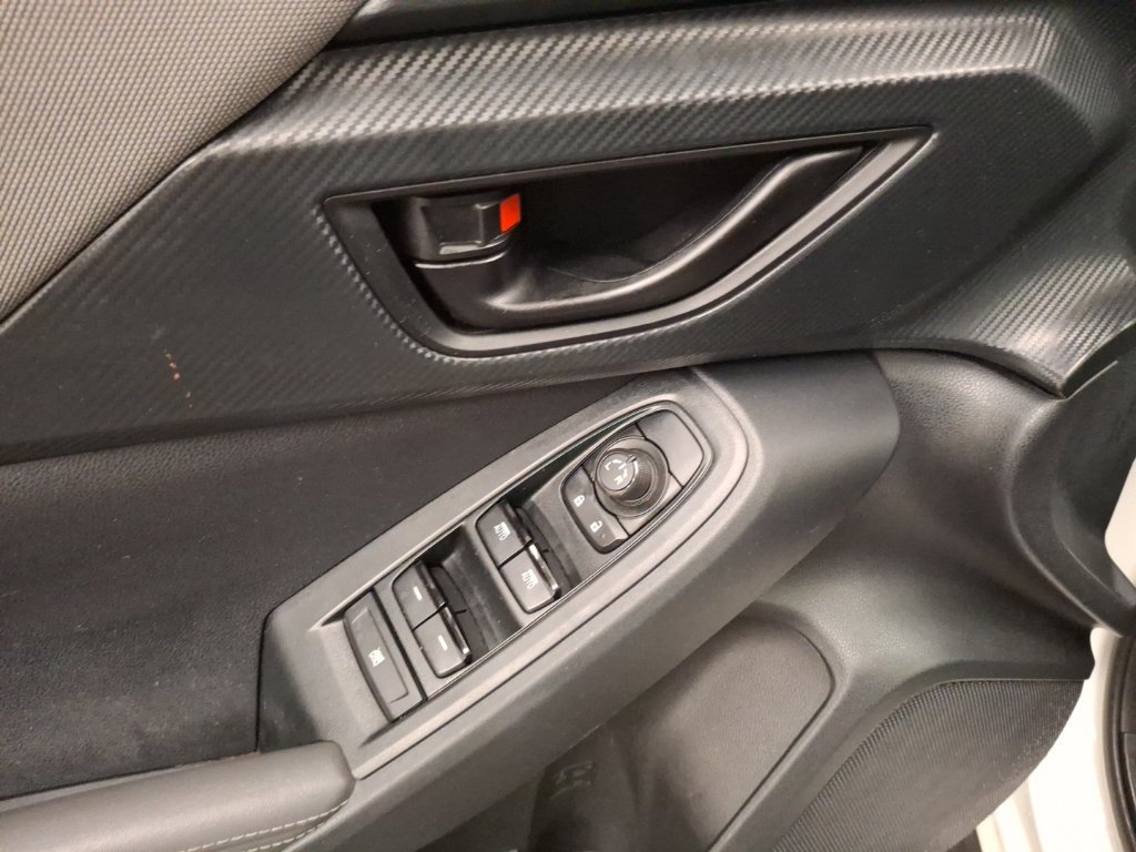 Used 2024 Subaru Crosstrek 2.0i Premium AWD/4WD image 17