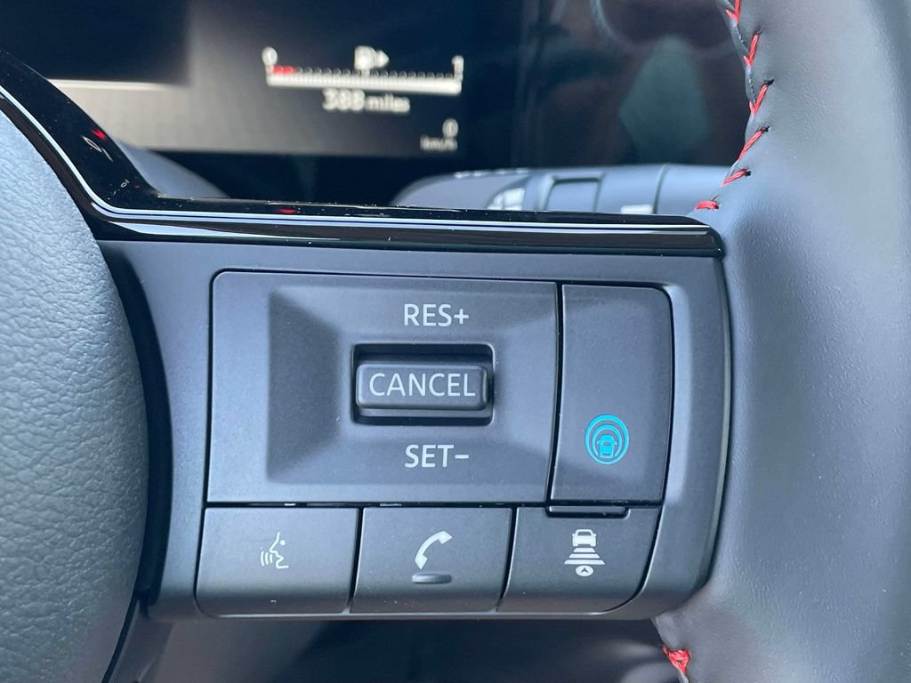 New 2027 Nissan Kicks SR w/ Cold Weather Package FWD image 30