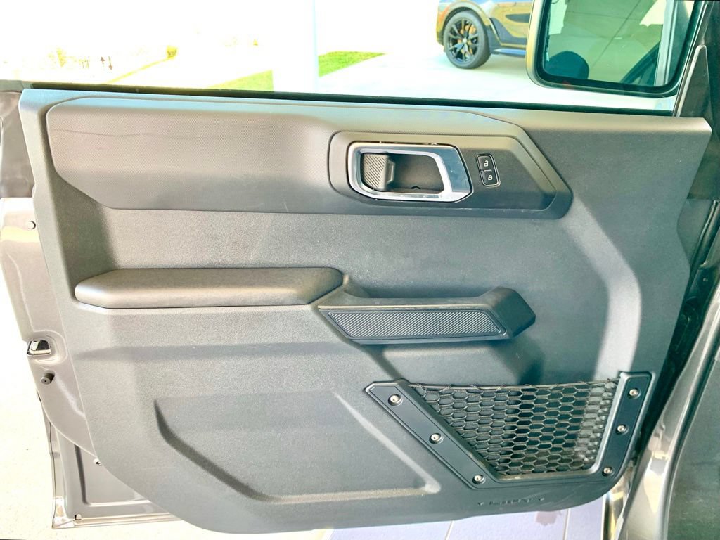 Used 2025 Ford Bronco Big Bend AWD/4WD image 12