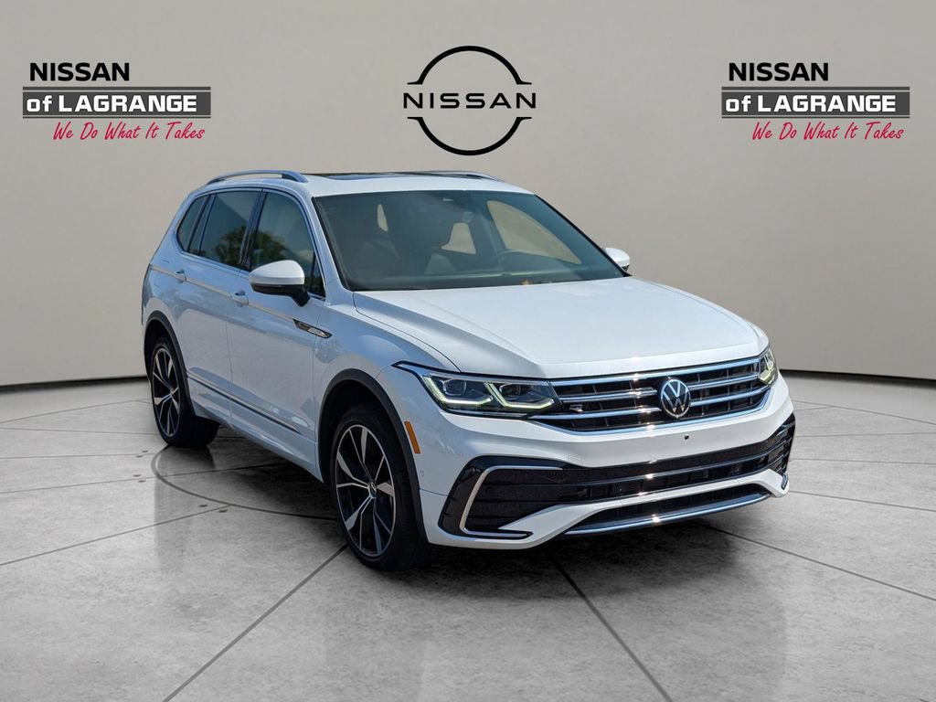 Used 2022 Volkswagen Tiguan SEL R-Line AWD/4WD image 3
