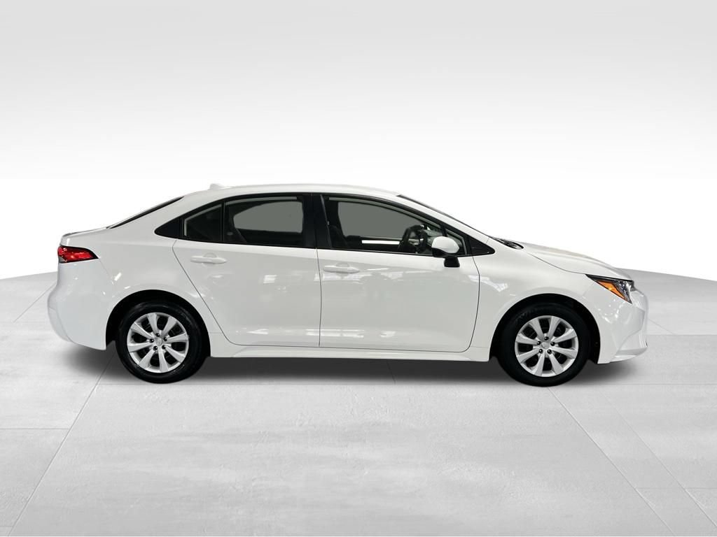 Certified 2023 Toyota Corolla LE w/ Carpet Mat Package (TMS) FWD image 6