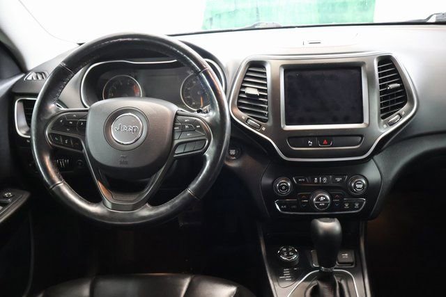 Used 2020 Jeep Cherokee Trailhawk w/ Comfort/Convenience Group image 14