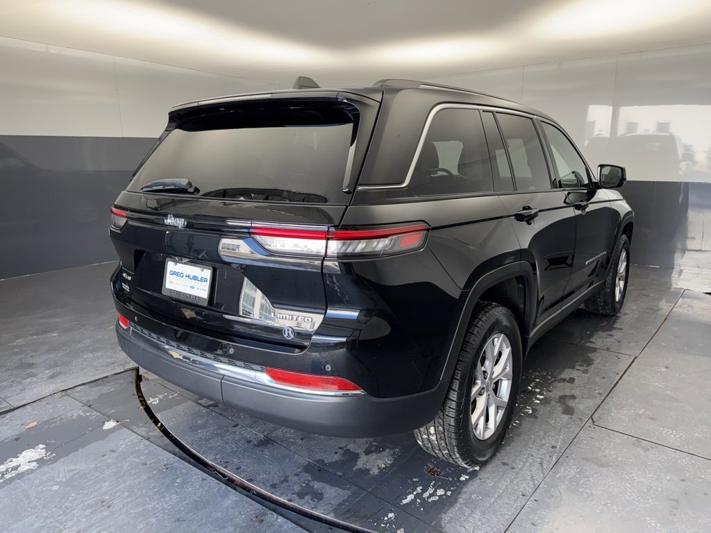 Used 2022 Jeep Grand Cherokee Limited image 12