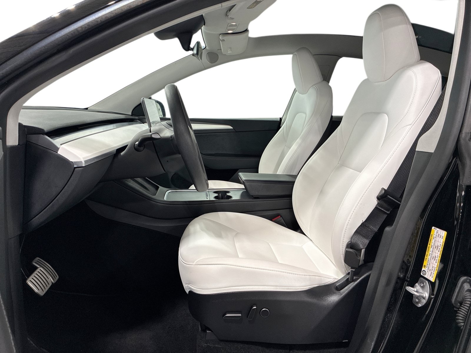 Certified 2023 Tesla Model Y Performance AWD/4WD image 9