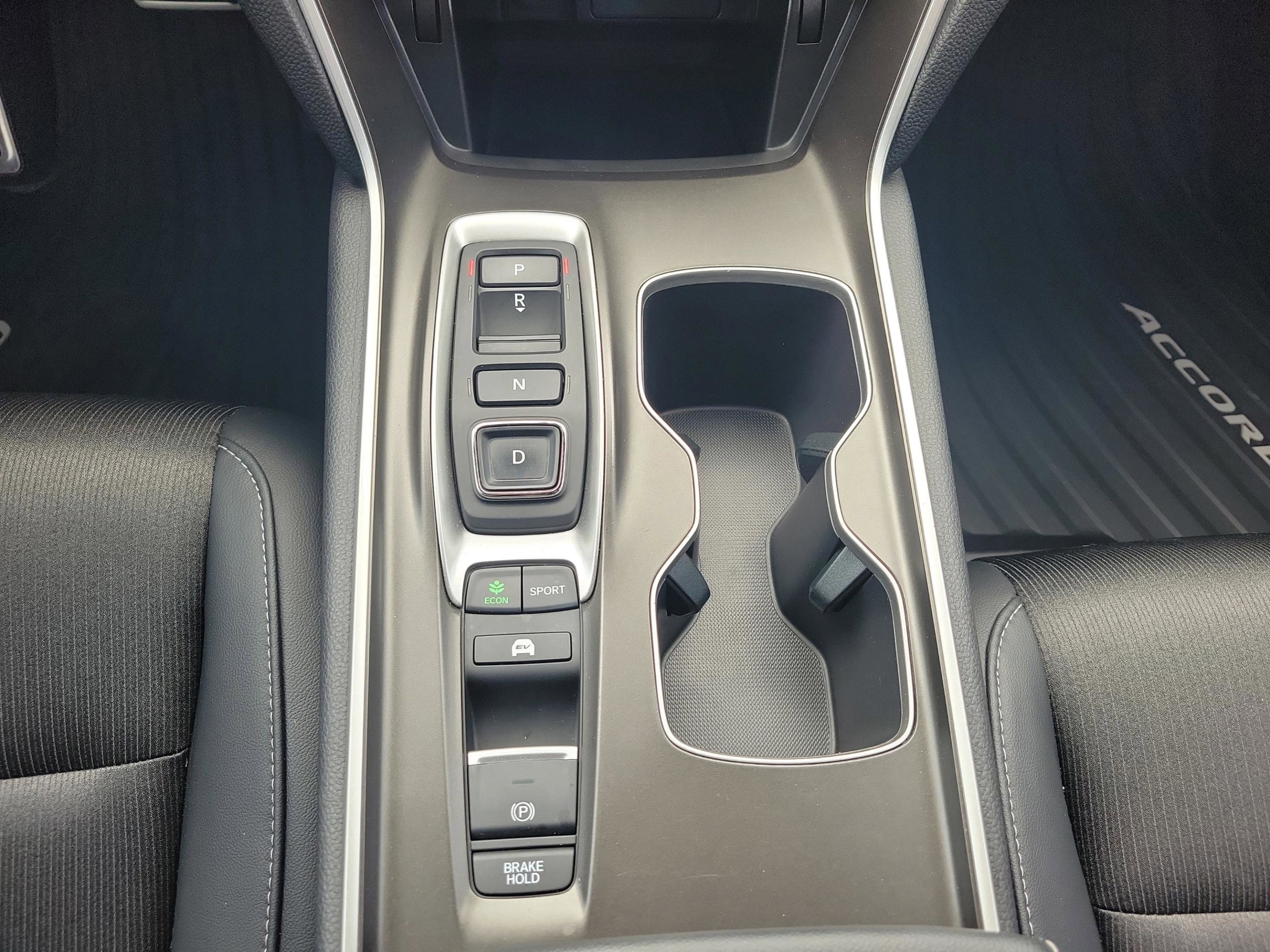 Used 2022 Honda Accord Sport image 15